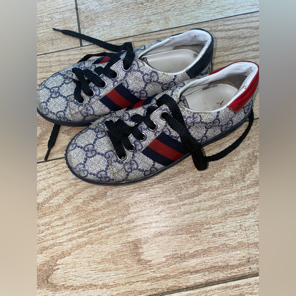 Gucci sneakers